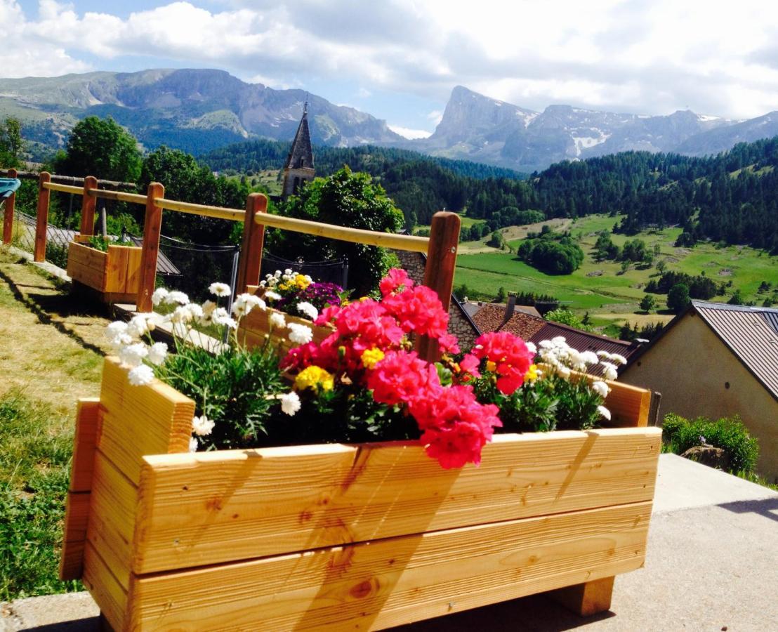 La Tourtette Bed and Breakfast Saint-Étienne-en-Dévoluy Εξωτερικό φωτογραφία