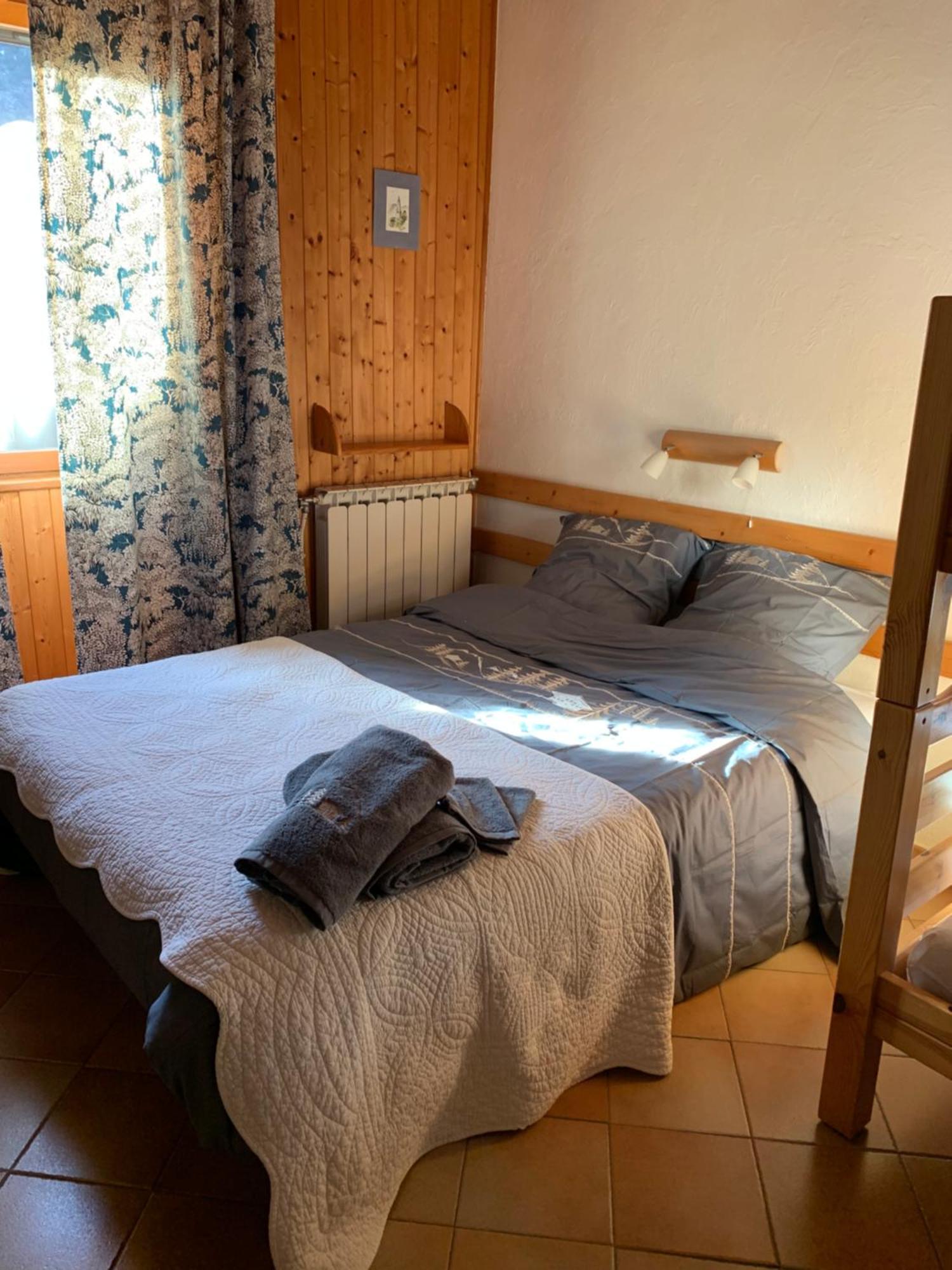La Tourtette Bed and Breakfast Saint-Étienne-en-Dévoluy Εξωτερικό φωτογραφία