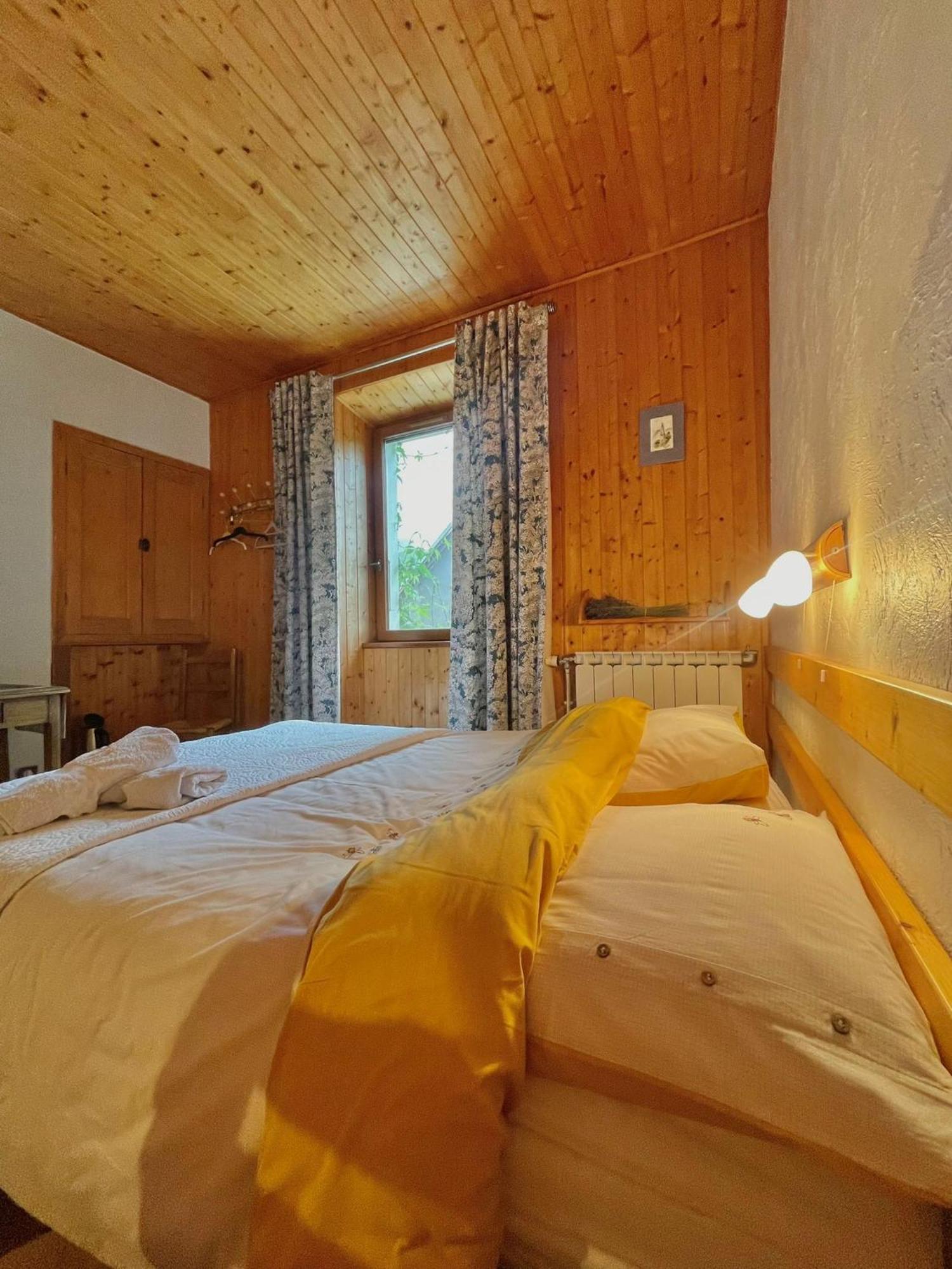 La Tourtette Bed and Breakfast Saint-Étienne-en-Dévoluy Εξωτερικό φωτογραφία